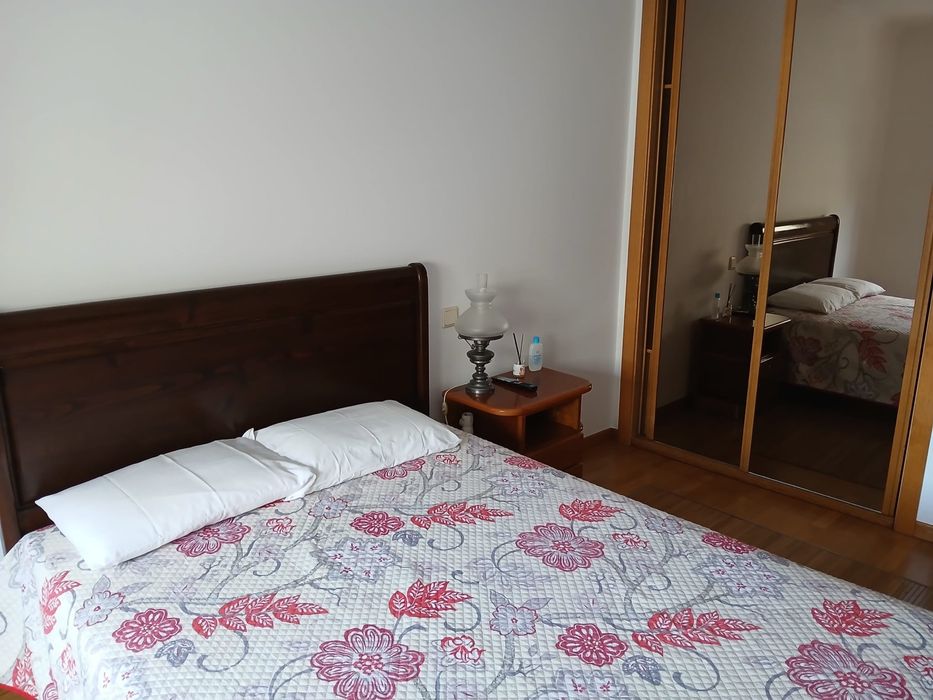 Quarto para arrendar