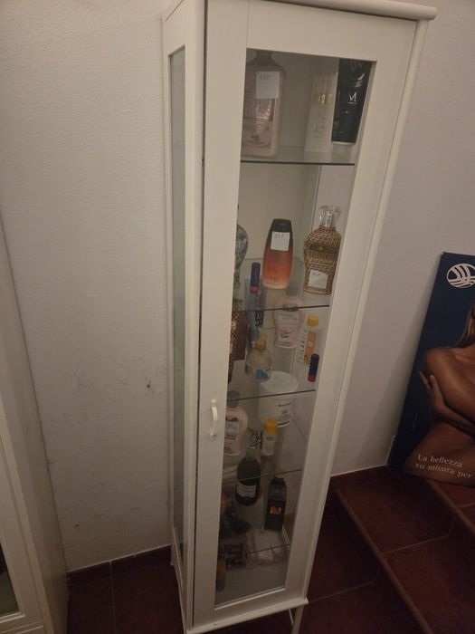 Móvel / Vitrine branco