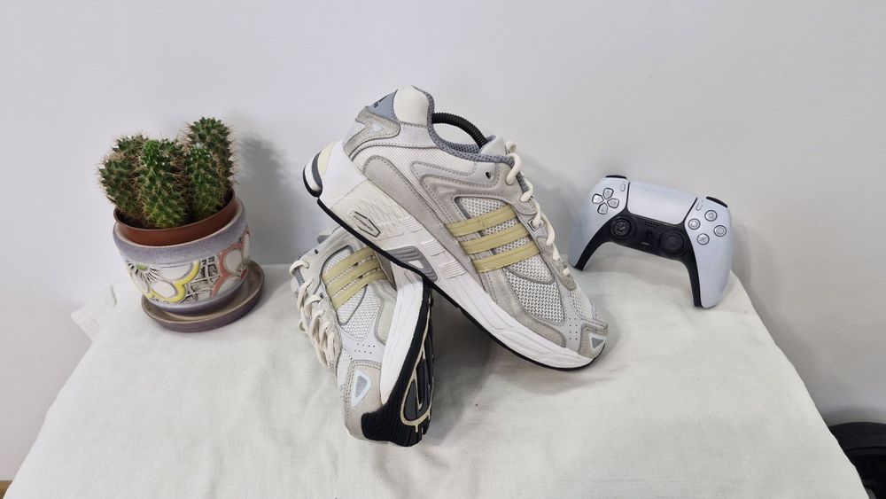 Кросівки Adidas Responce CL.Розмір 42.5