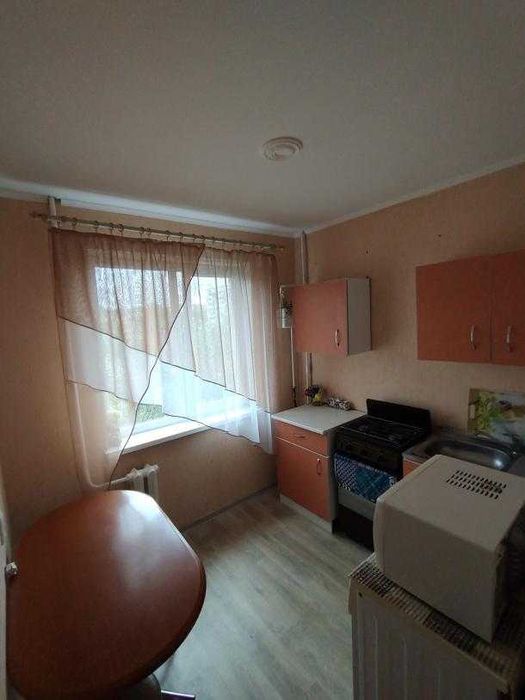 Продам 1к квартиру Новые дома Метро Дворец спорта 3й этаж\5ти
