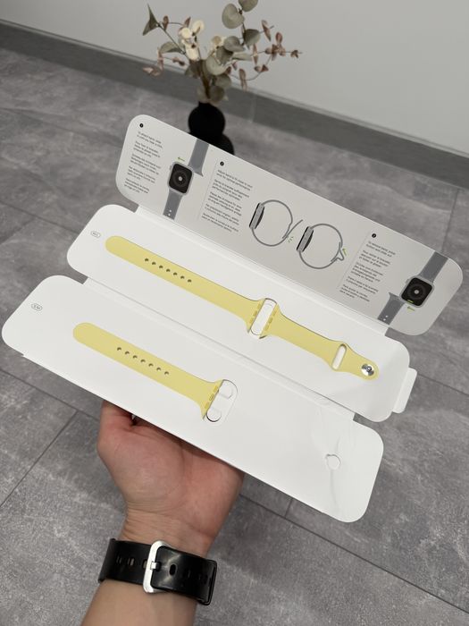 Ремінець Apple Watch 44mm Lemon Cream Sport Band