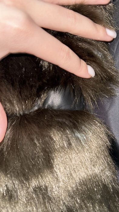 еко шуба ,тредова НОВА ,розмір xs-s,колір в житті красивий коричневий