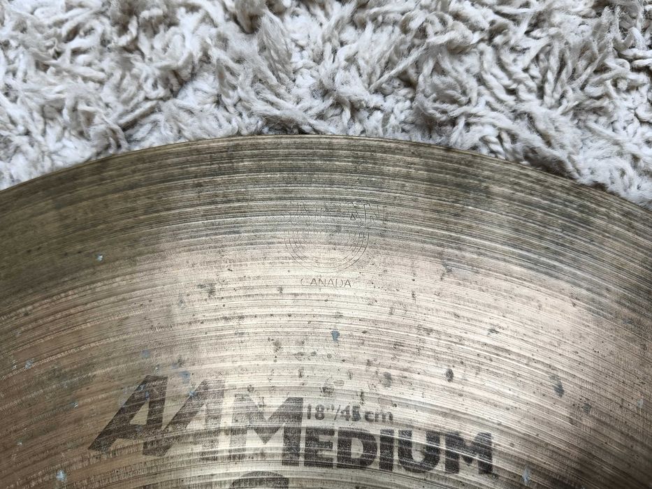 Talerz perkusyjny SABIAN AA MEDIUM CRASH 18"