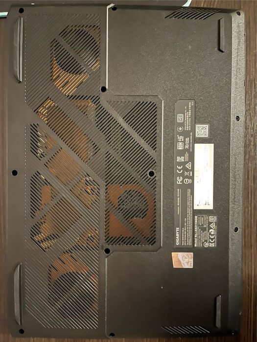 16” Gigabyte G6X 9KG і7-13650HX/4060/32Gb/1Tb