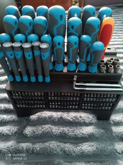 Набор викруток і біт Workzone