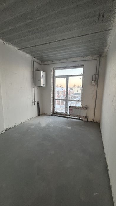 Квартира з газом. 2 балкони. Двухстороння