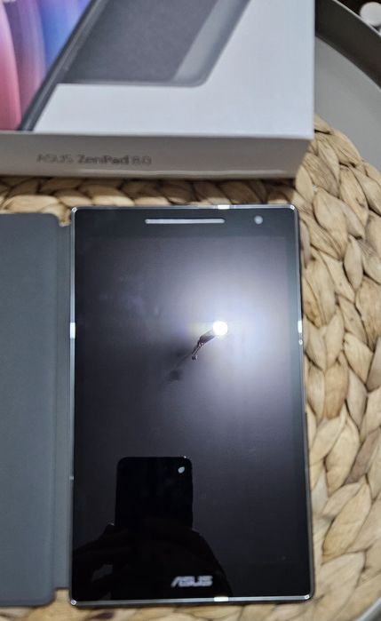 TABLET com função de telemóvel ASUS ZEN PAD 8.0 usado em ótimo estado.