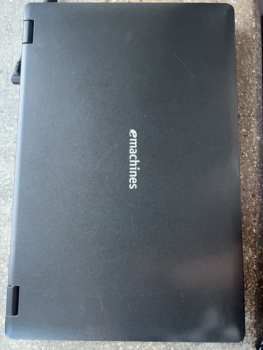 Продам ноут, робочий,eMachines E528-902G25Mnkk. 2010р