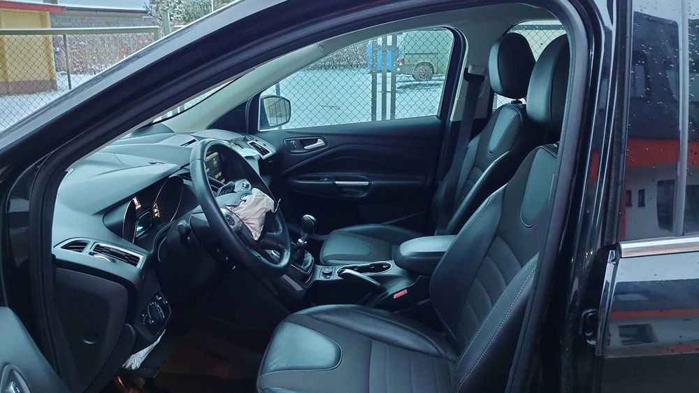 FORD Kuga MK2 kolor czarny PD tył - zderzak tylny (zderzak tył)