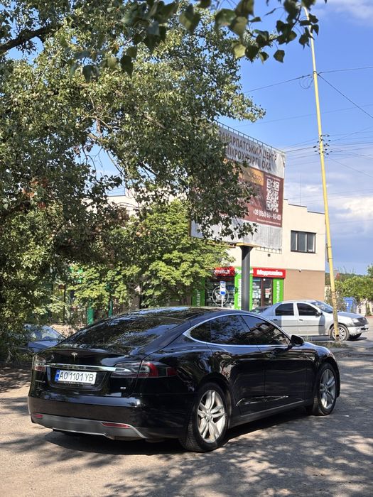 Tesla model S 85 європа