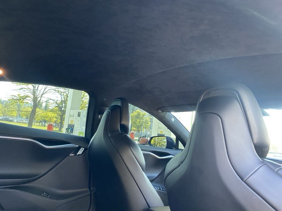 Tesla model s 75D