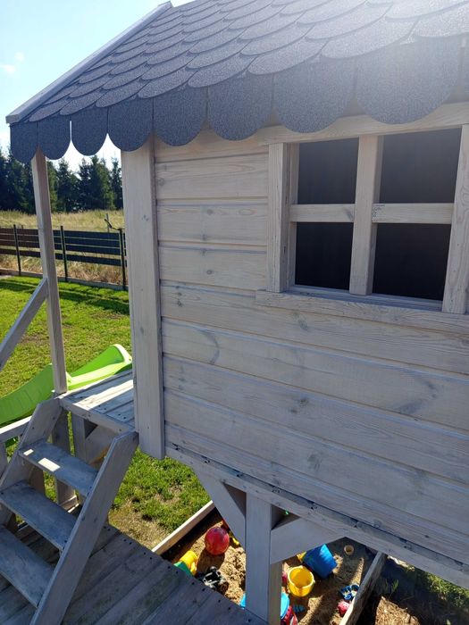 Domek drewniany plac zabaw dla dzieci