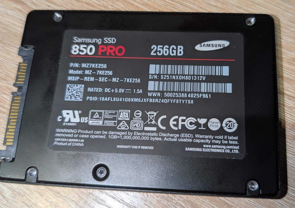 SAMSUNG 850 PRO 256GB SATA 6Gbps 2.5