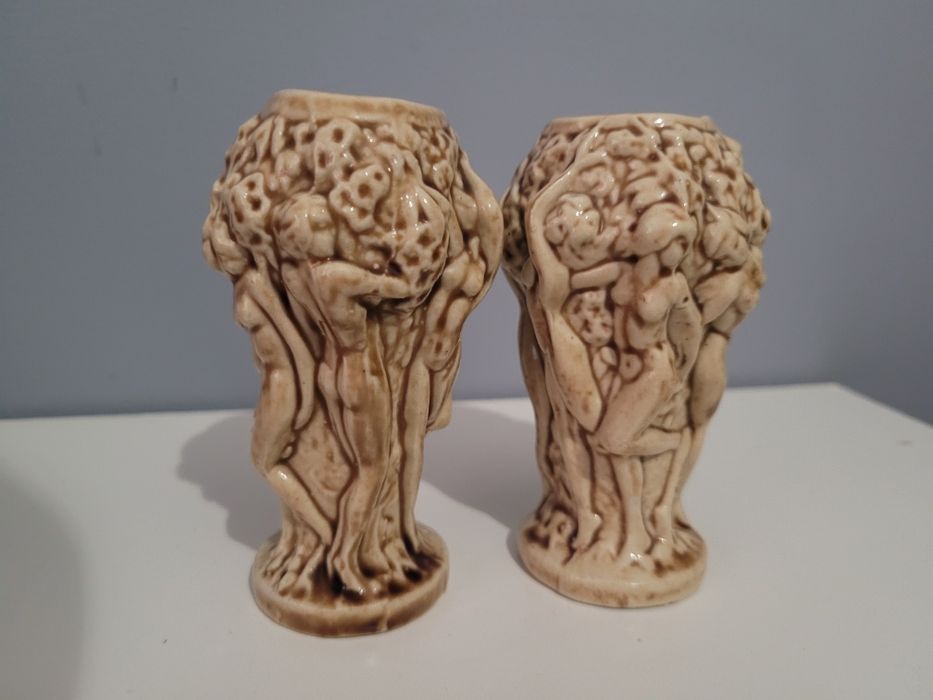 Dwa ozdobne kielichy ceramiczne