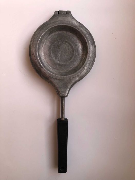 Форма для випічки печива. Горішниця. Мультимейкер.