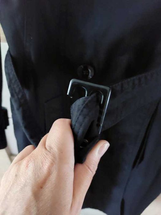 Reservwd czarny trencz roz. 38