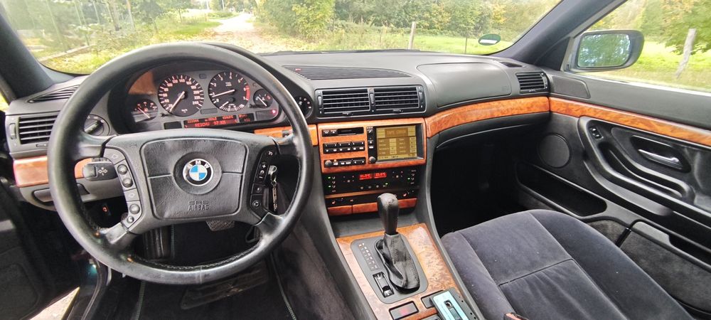 Bmw e38 728 ładna