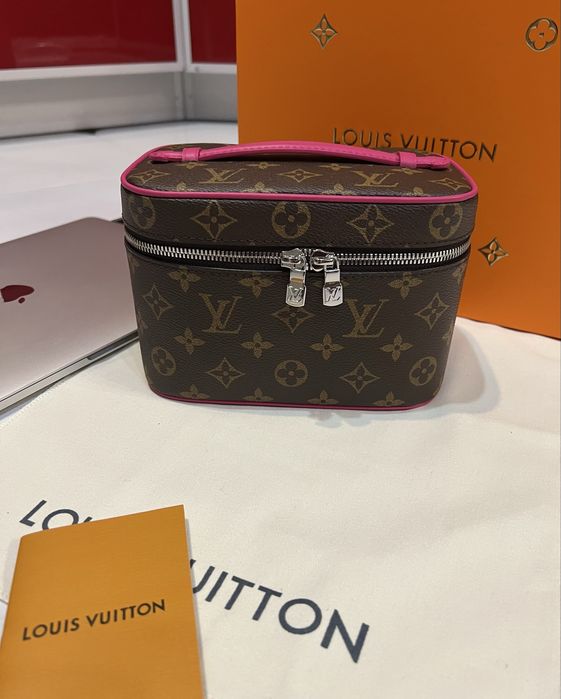 Косметичка Louis Vuitton Nike Mini Pink чип NFC