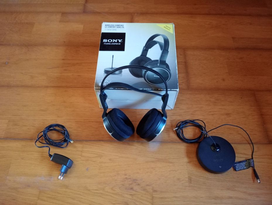 Sony MDR-RF810RK Wireless + Base (TV)