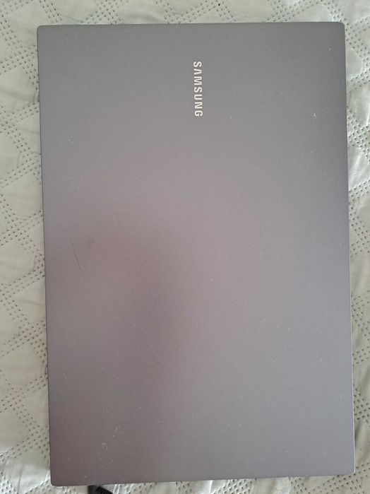 Notebook Samsung 550XDA (Intel i5, 8GB RAM, 256GB SSD) – Estado Novo