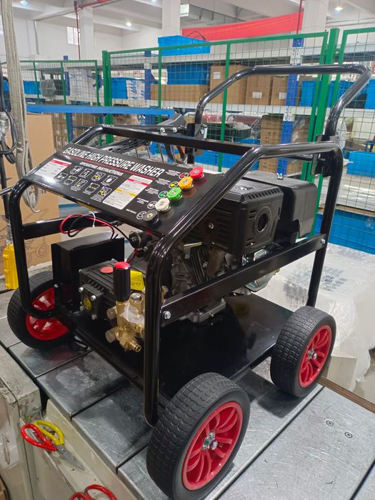 Myjka ciśnieniowa SPALINOWA + PRZYSTAWKA pobór wody, mosiądz, 280 BAR