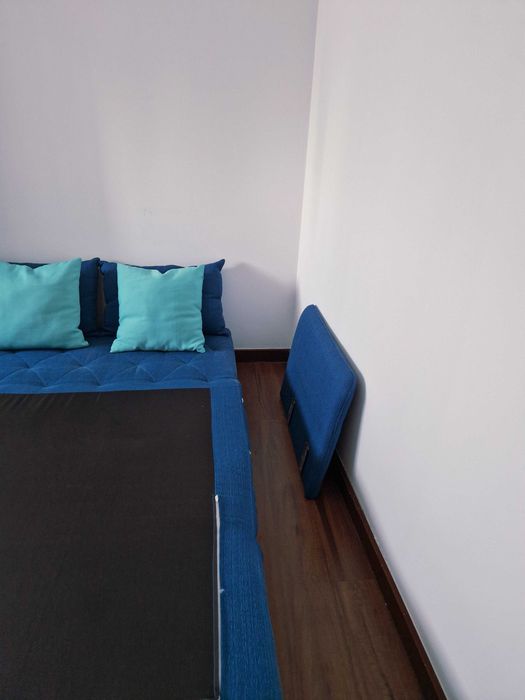 Sofá cama pequeno