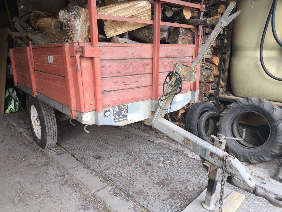 vende se reboque