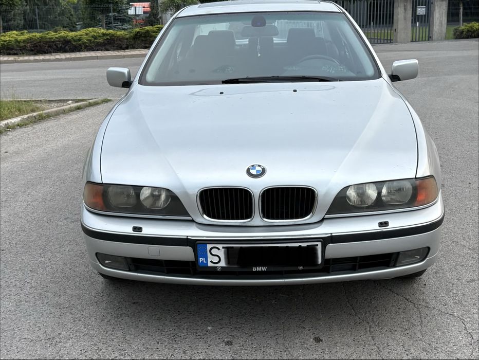 Bmw e39 seria 5   2.0 benzyna 150KM Stan bardzo dobry
