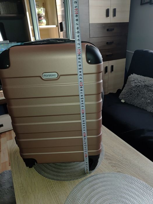 Walizka 52x30x20