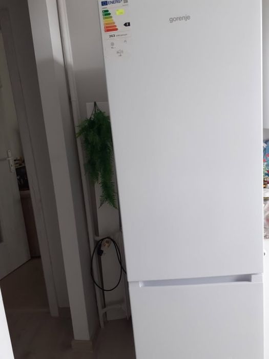 Sprzedam lodówkę