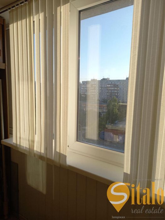 Двокімнатна на Південному з ремонтом. (020)