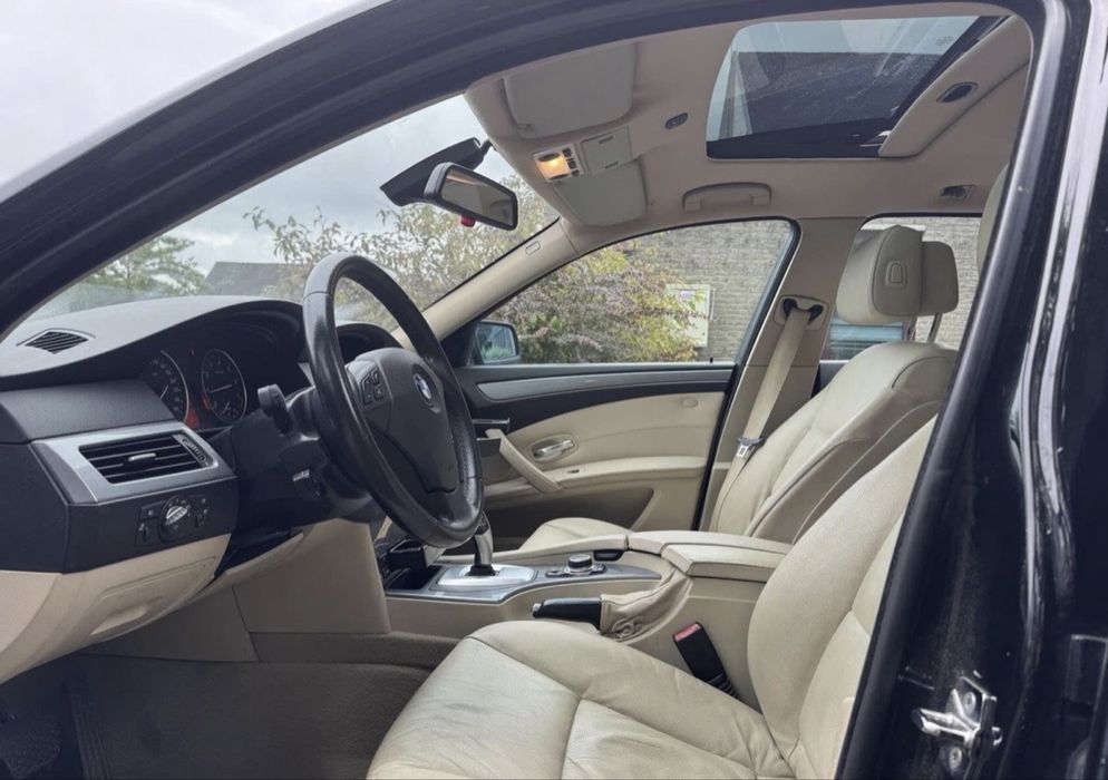 BMW 520i Touring Automática | 170cv | Teto de Abrir