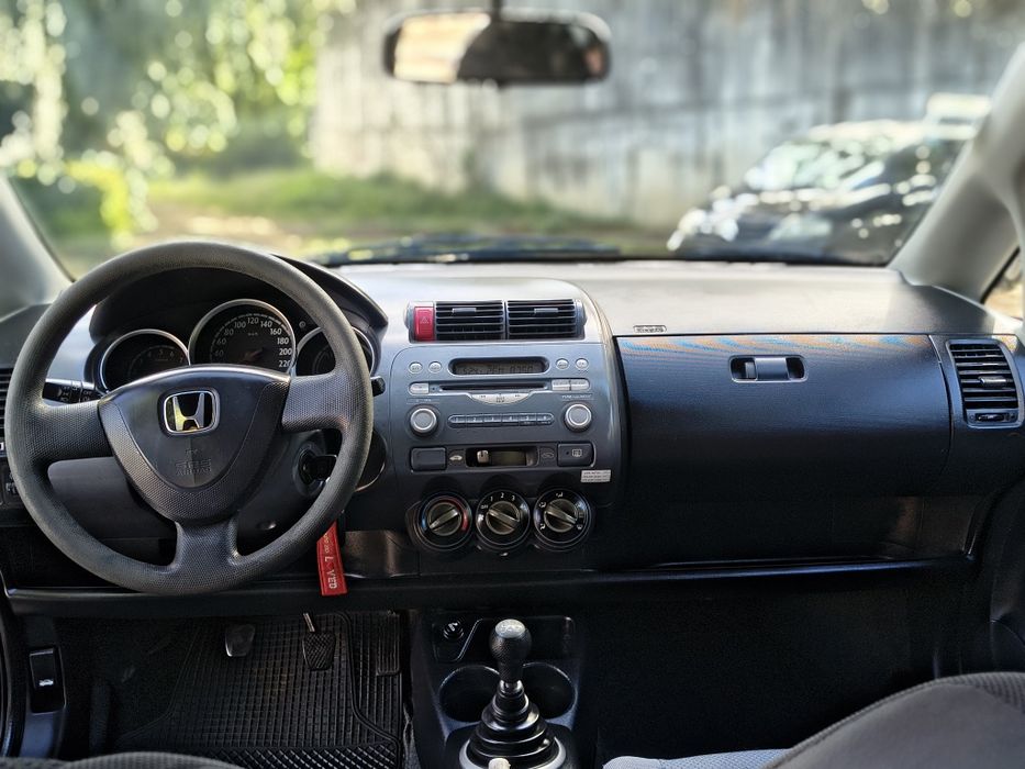 Honda jazz 1.2 ano 2002 — photo 5