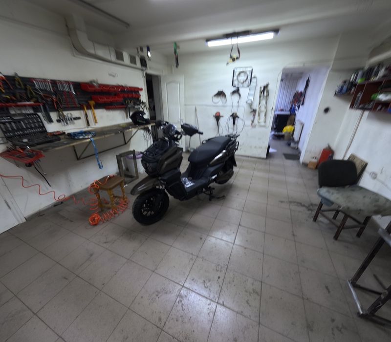 Продам  електроскутер без акумулятора або зі збіркою під ваші потреби