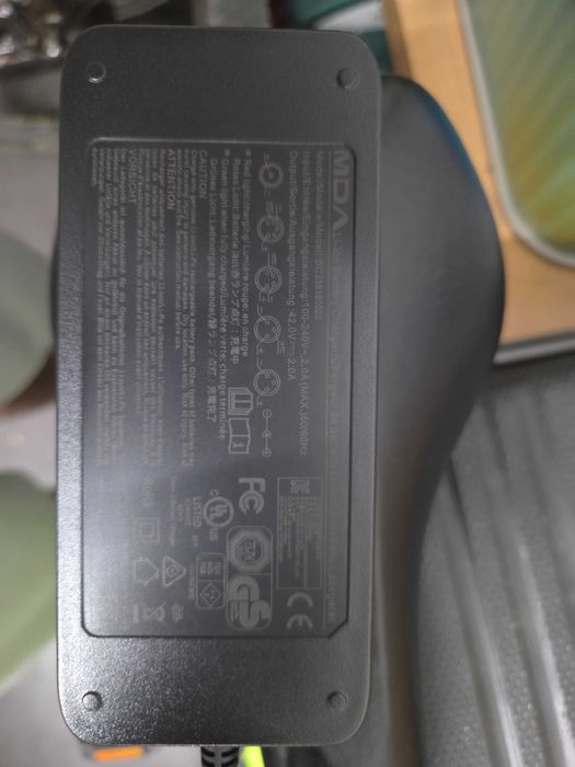 4 Carregadores para trotinete ou bicicleta eletrica