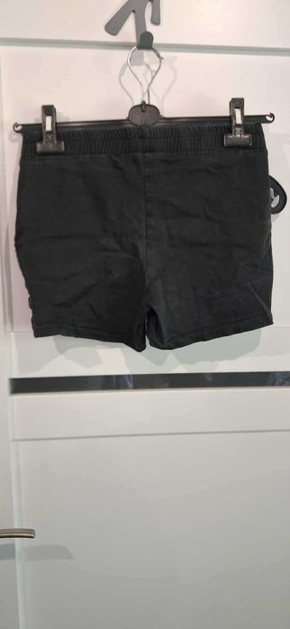 Krótkie damskie spodenki