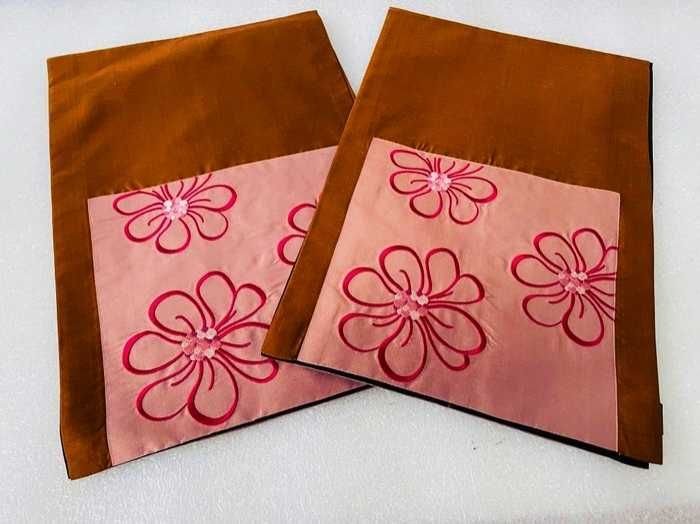 2x conjuntos de caminhos de mesa (runners)