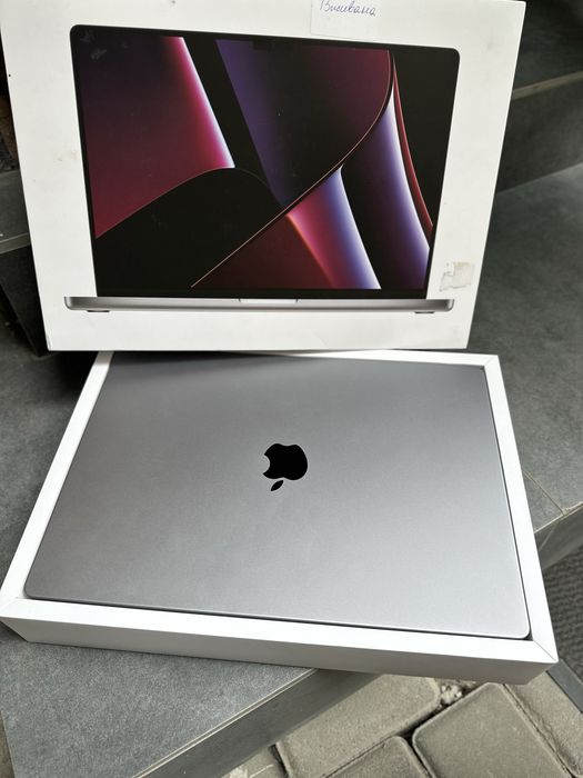 Used Apple MacBook Pro 16 M2 Pro 16 / 1Tb Space Gray