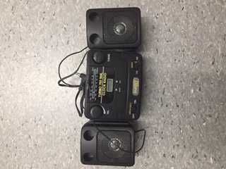 Mid-Size Audio System422975112836567041