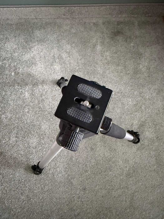 Statyw Walimex WAL-666 Semi-Pro-Tripod z głowicą Foton