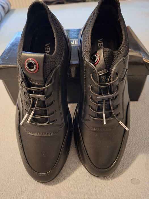 Męskie buty sportowe