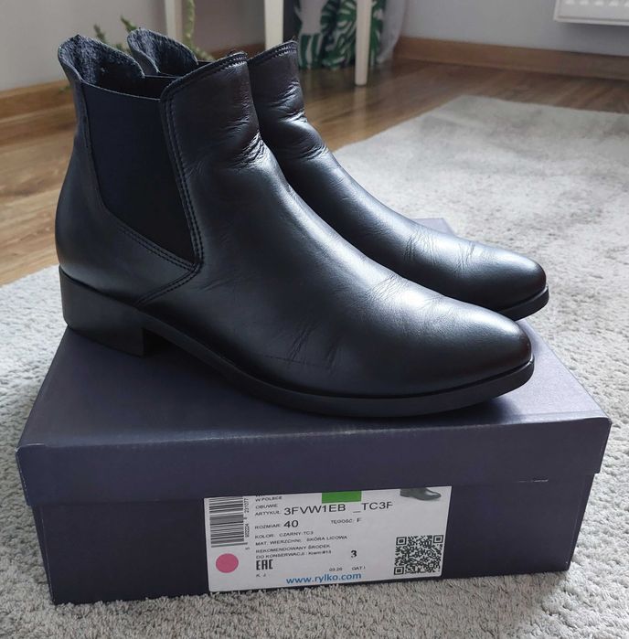 Buty damskie - sztyblety, rozmiar 40, Ryłko