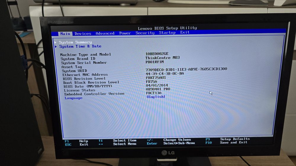 Lenovo ThinkCentre M83  i5   8gb ram