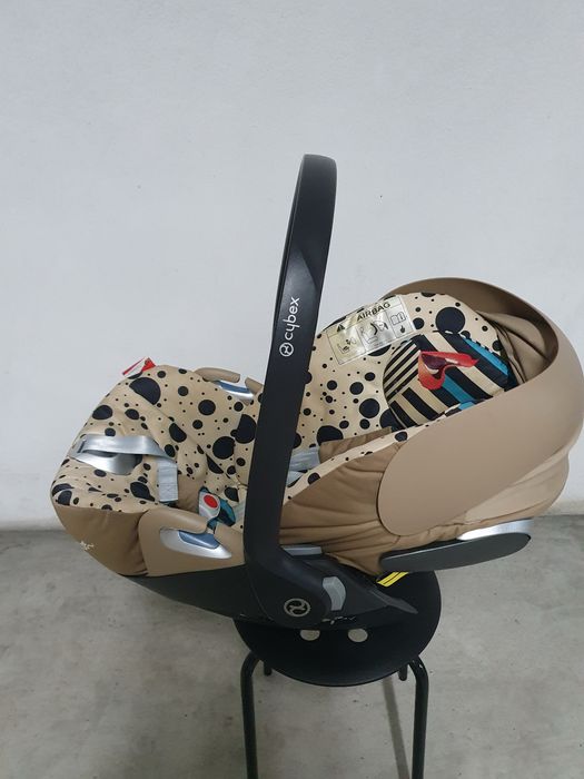 Babycoque CYBEX by Karolina Kurkova