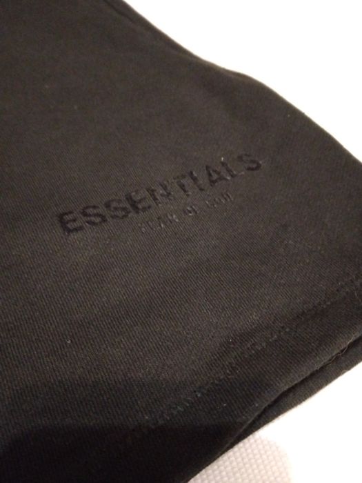 ESSENTIAL fog шорти оригинальні