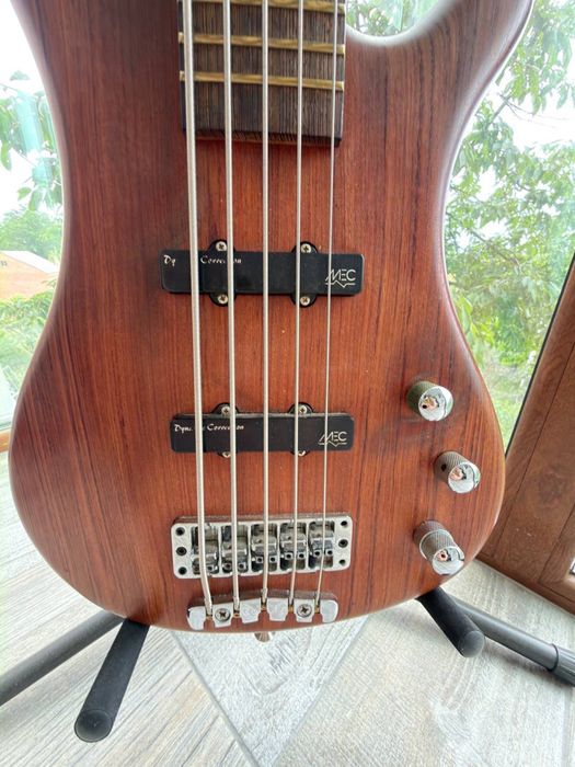 Продам гітару Warwick German Pro Series Corvette STD Bubinga 5
