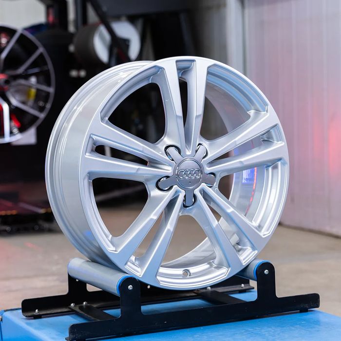 NOWE ORYGINALNE Felgi aluminiowe Audi 17" A1 S1 A3 S3 TT