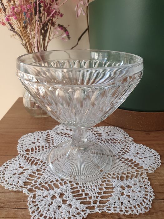 Cukiernica, pucharek, kielich