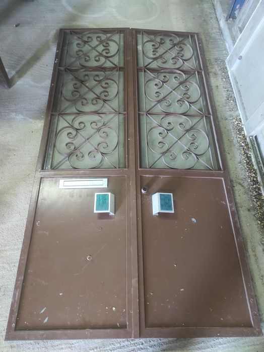 Porta de ferro com vidro