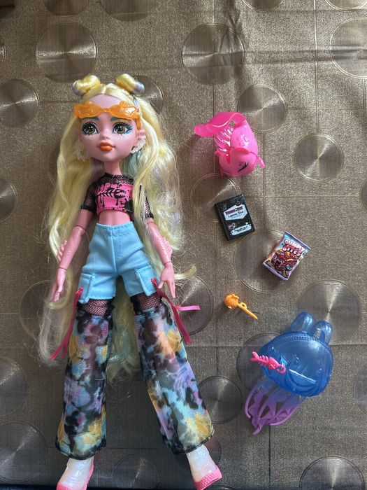 Кукла Monster High Лагуна Блю